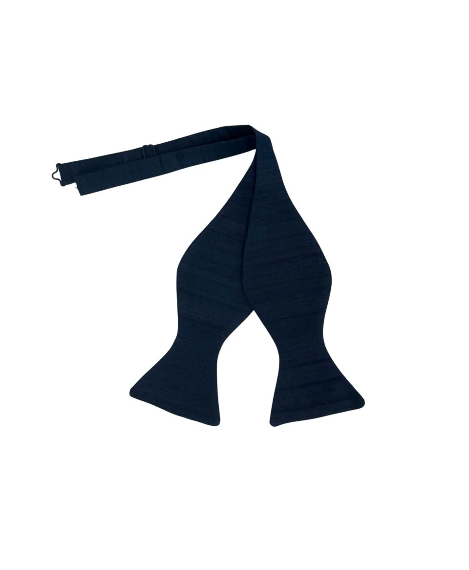 ANGEL RAMOS Navy Dupioni Silk Hand-Tie Bowtie